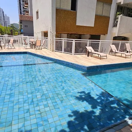 Ótima Localização - Piscina - Praia Pitangueiras-3